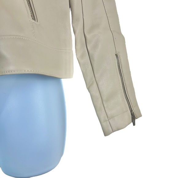 BLANKNYC NWT moto semi-fit jacket in Bone Zipper Silver Hardware - Picture 9 of 13